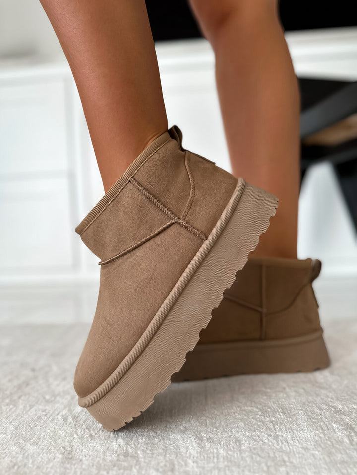 Boots For Women | Pull-On Platform
