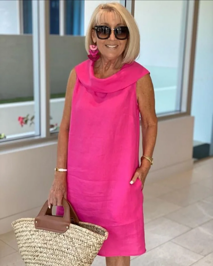 Women’s Dress | Folded Collar Detail