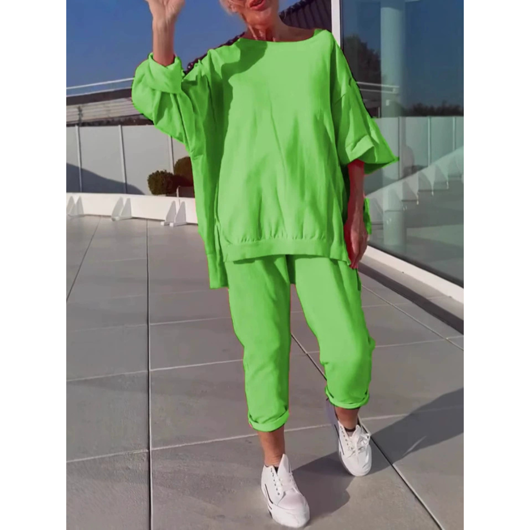 Women’s Loungewear | Loose Pullover and Ankle Pants