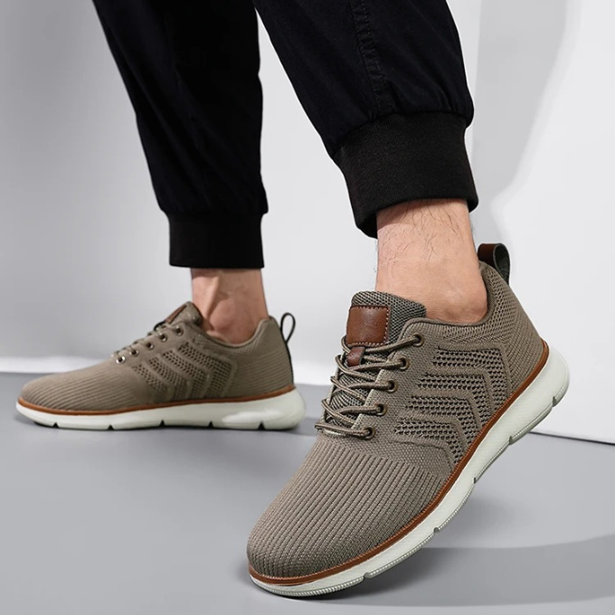 Men's Comfortable Sneakers | Low-Top