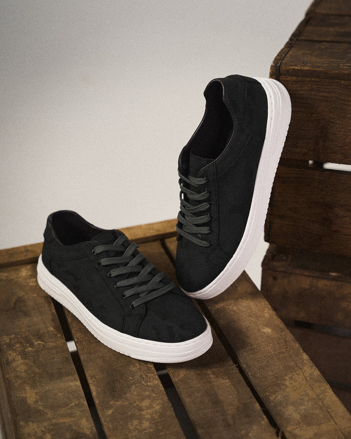Men's Sneakers | Lace-Up Minimal Design