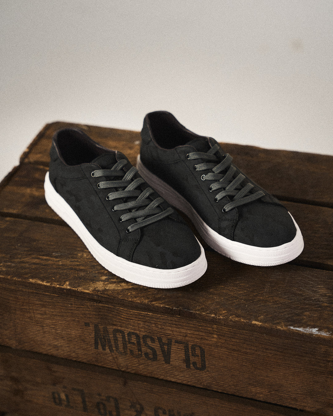 Men's Comfortable Sneakers | Casual