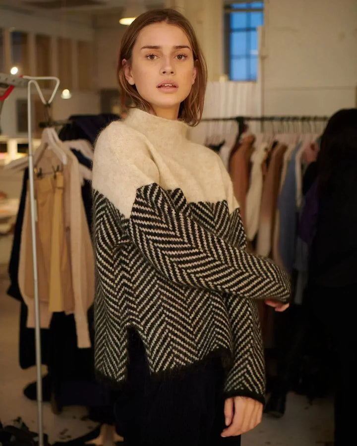 Women's Sweater | Contrast Upper Panel