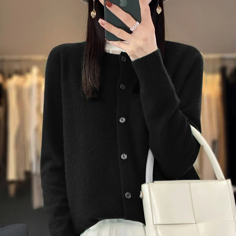 Women’s Cardigan | Round Neckline Knitted