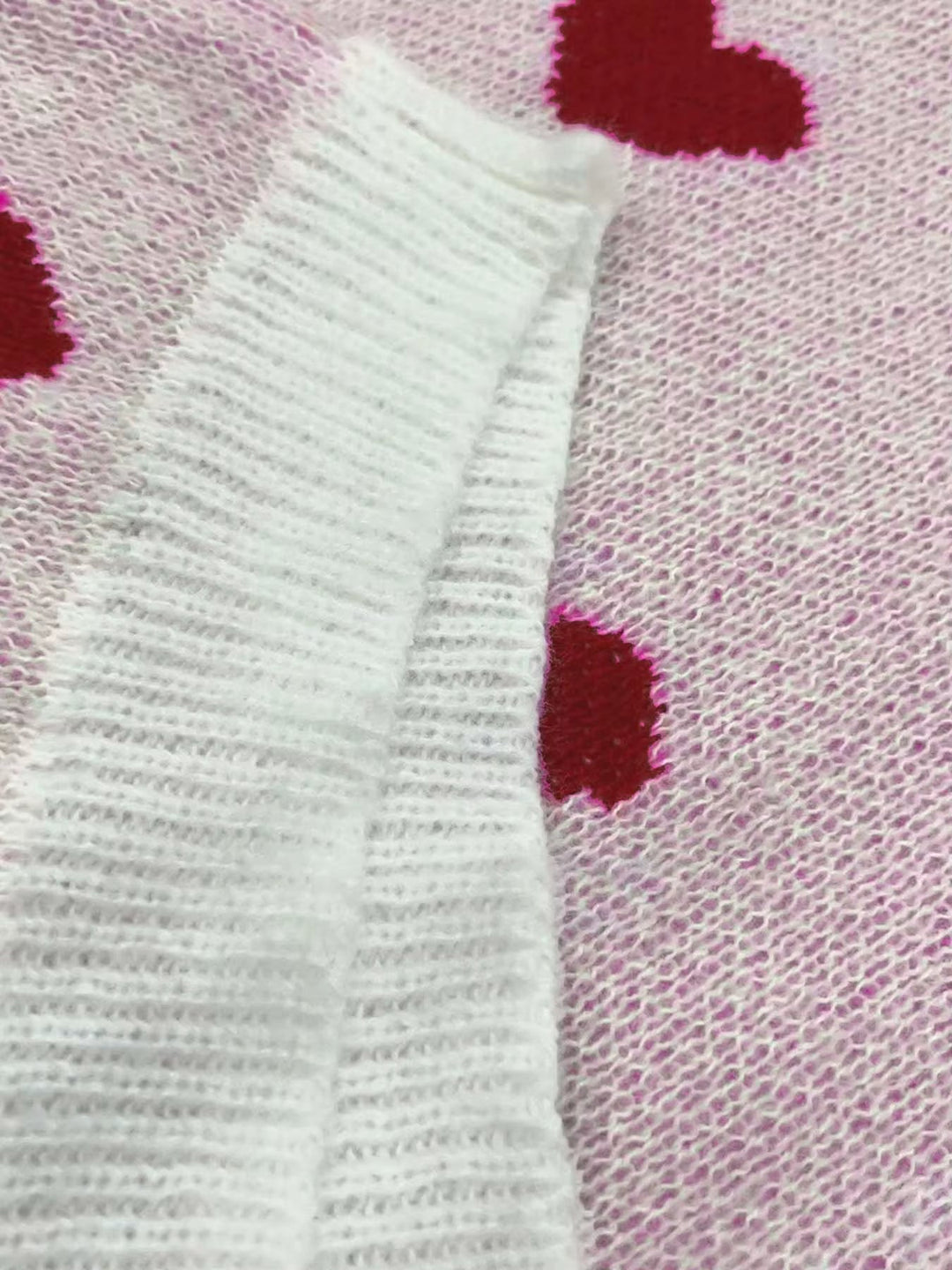 Women’s Sweater | Graphic Heart Pattern