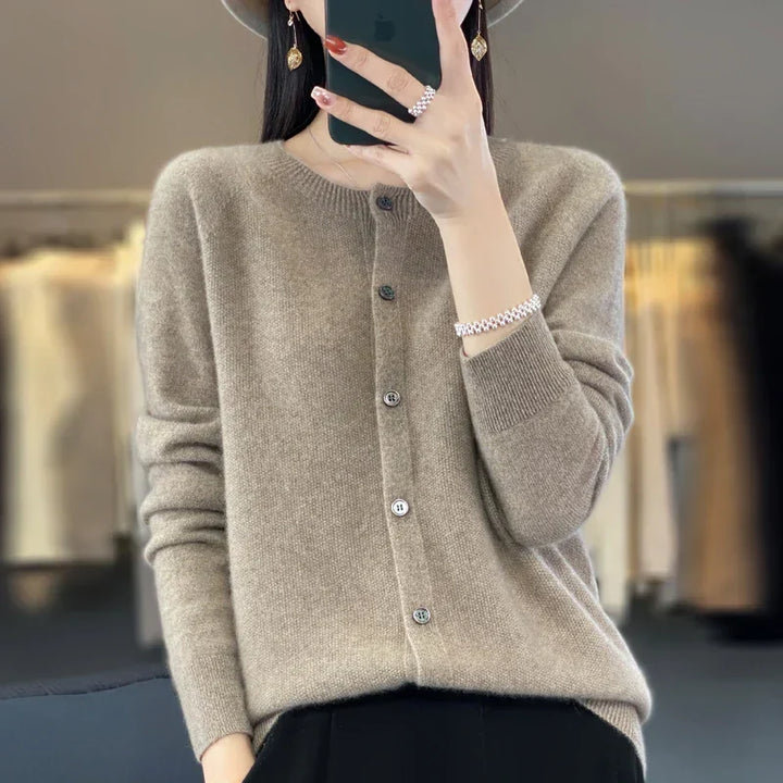 Women’s Cardigan | Round Neckline Knitted