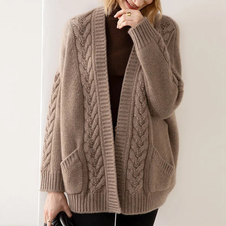 Women’s Cardigan | Cable Pattern Design