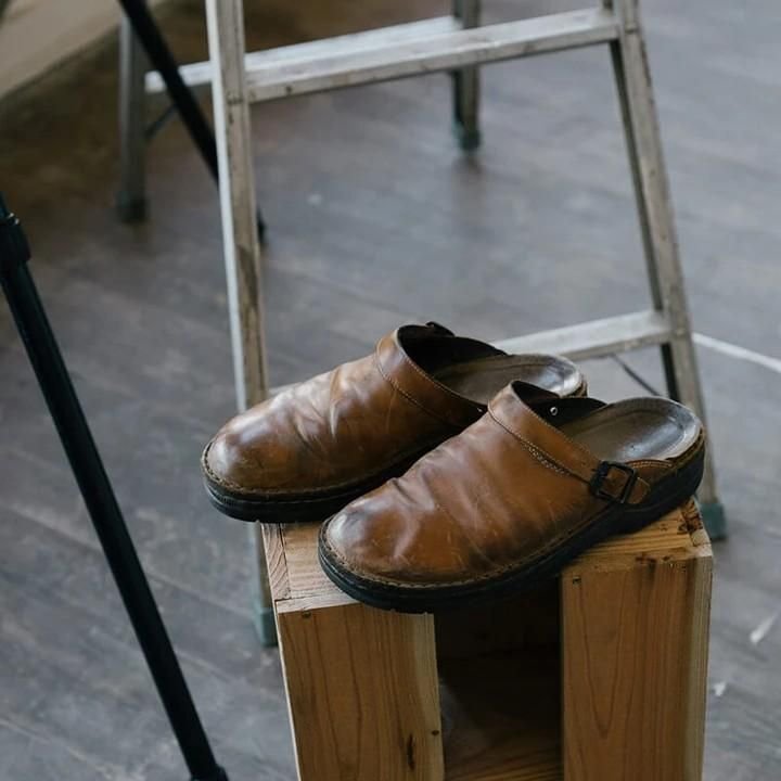 Men's Mules | Slip-On Closed Toe
