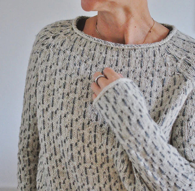 Women's Sweater | Raglan Seams Crew Neckline