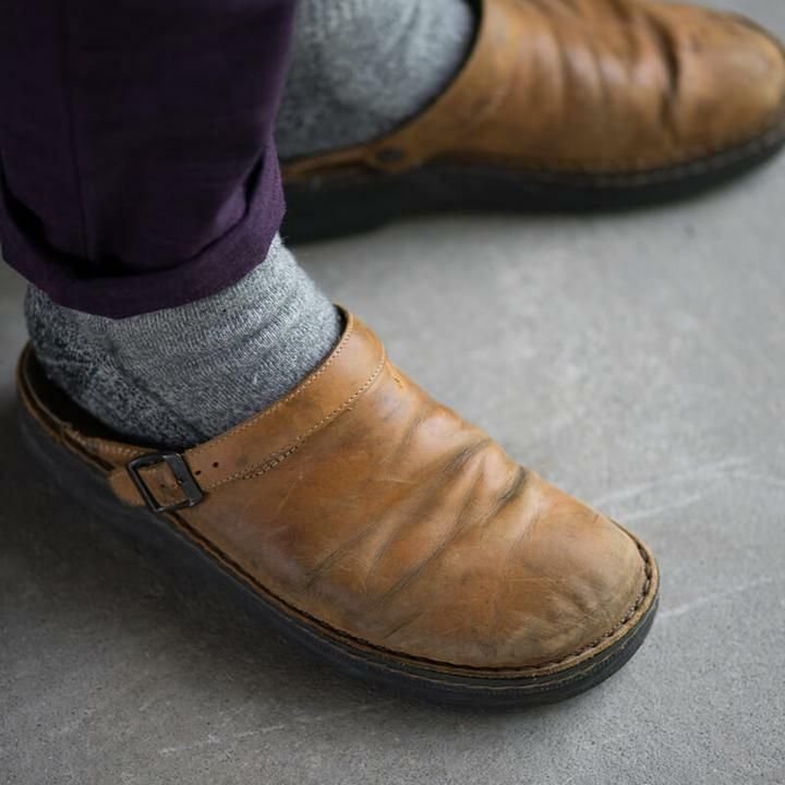 Men's Mules | Slip-On Closed Toe
