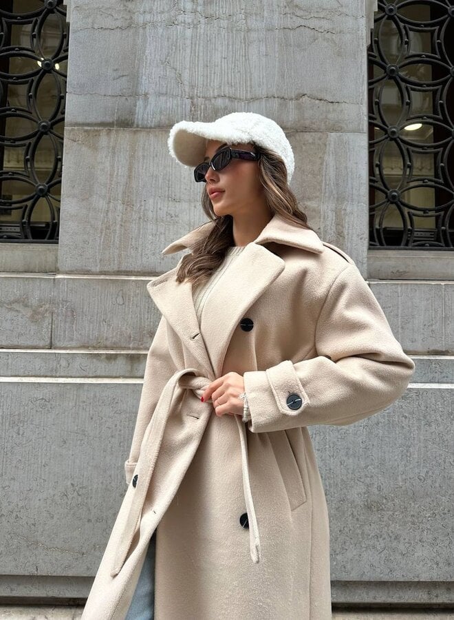 Women’s Coat | Wide Longline Lapel