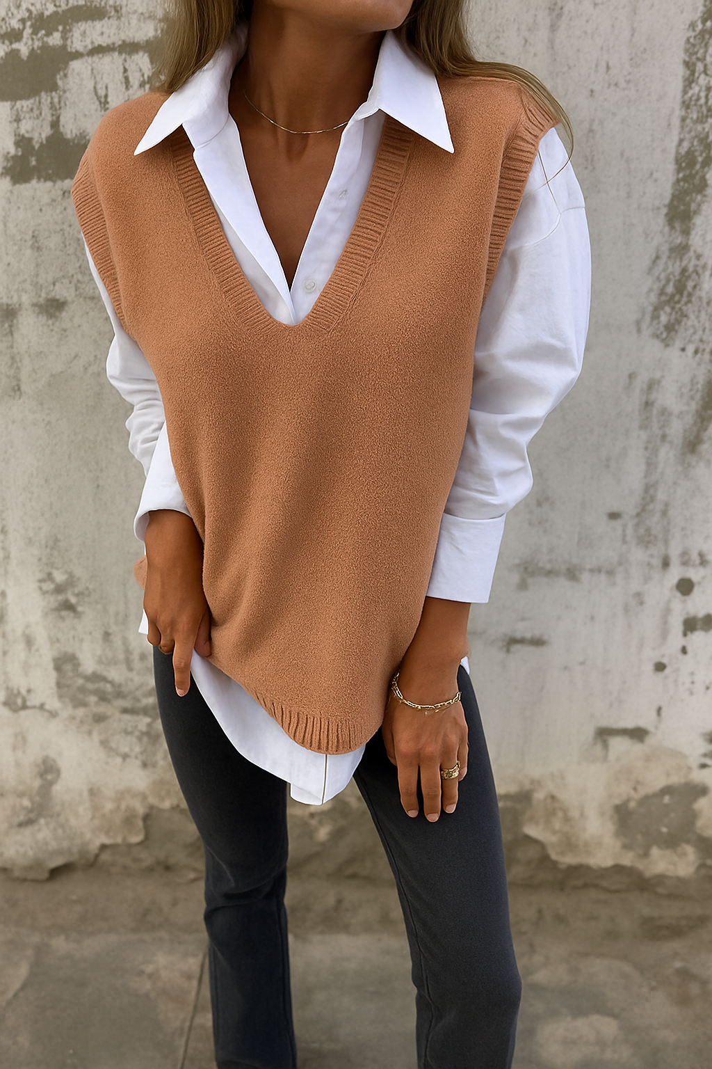 Women's Sweater | V-Neck Sleeveless Knit
