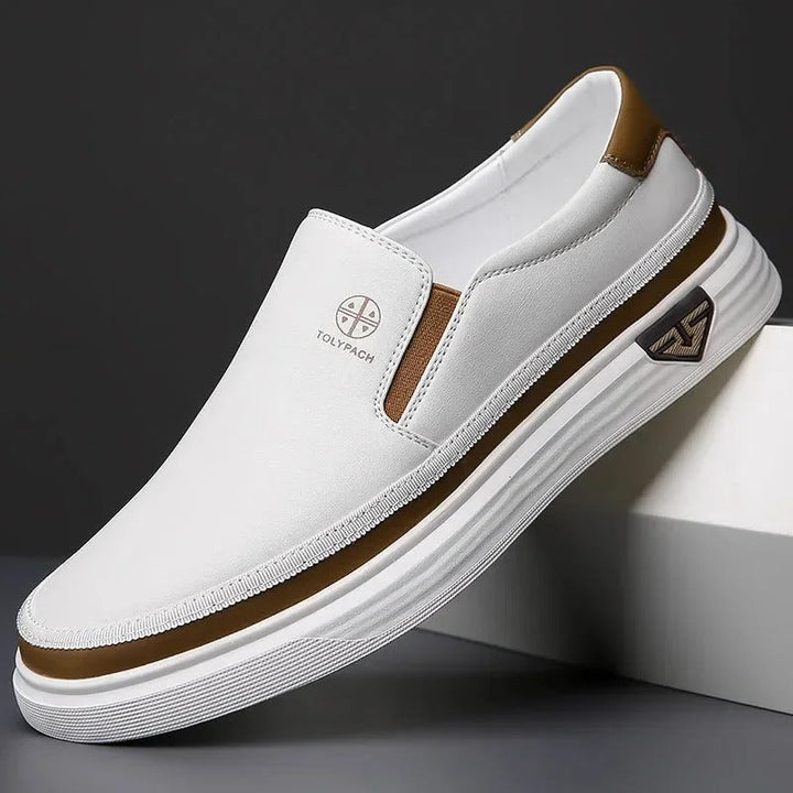 Men’s Slip On Shoes | Low-Top Contrast Sole